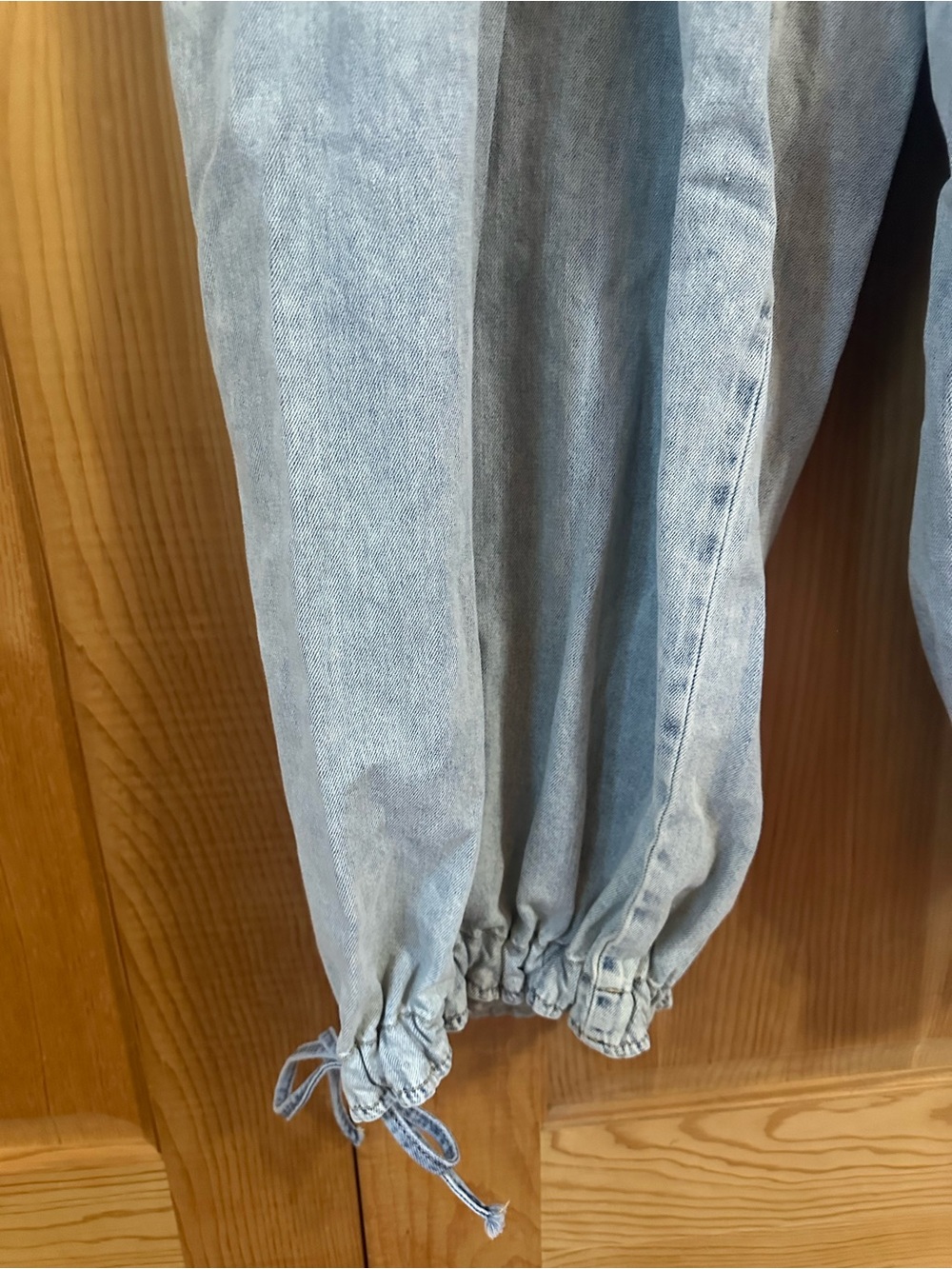 Jeans Subcategory - Picture 2 of 5